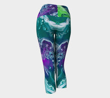 Water side yoga capris